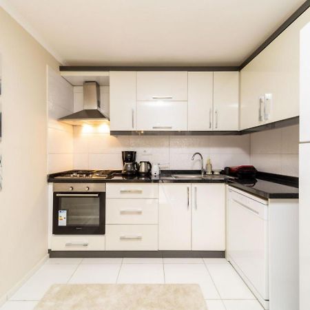 דירות אנטליה Lovely Flat Near Hadrians Gate מראה חיצוני תמונה
